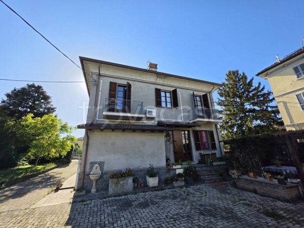 casa indipendente in vendita a Rottofreno