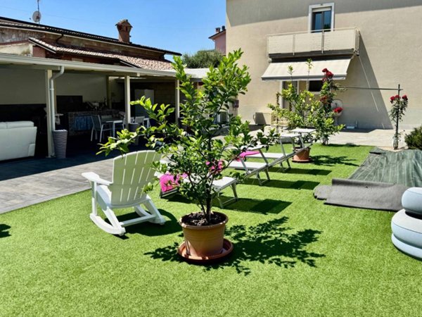 casa indipendente in vendita a Rottofreno