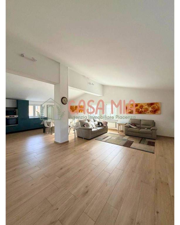 casa indipendente in vendita a Rottofreno in zona San Nicolò a Trebbia