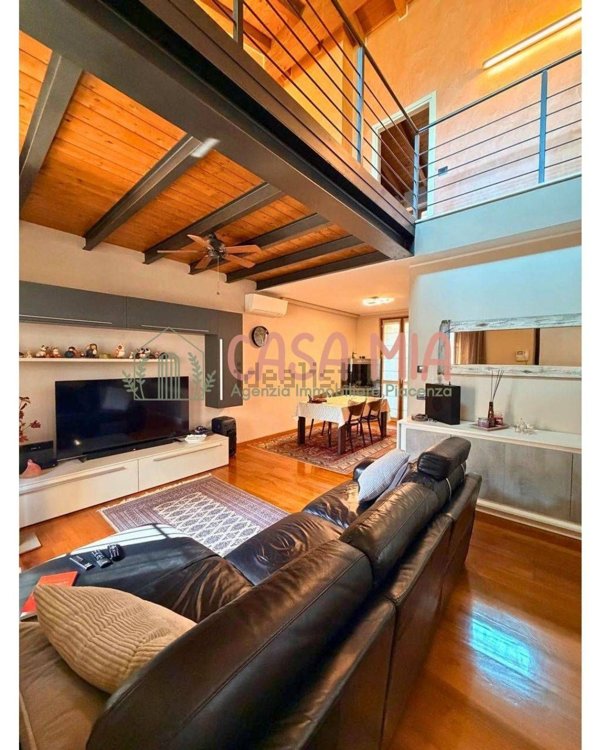 casa indipendente in vendita a Rottofreno