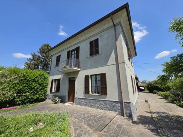 casa indipendente in vendita a Rottofreno