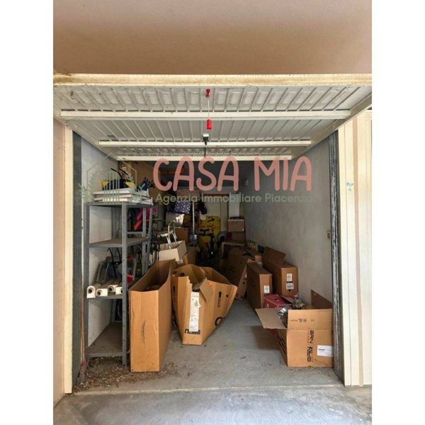 ufficio in vendita a Rottofreno