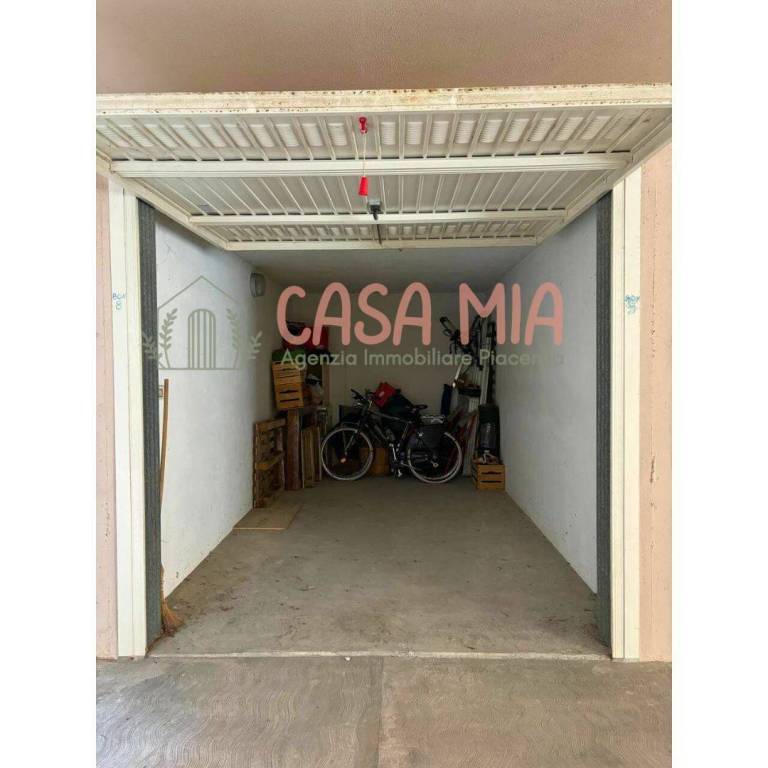 ufficio in vendita a Rottofreno