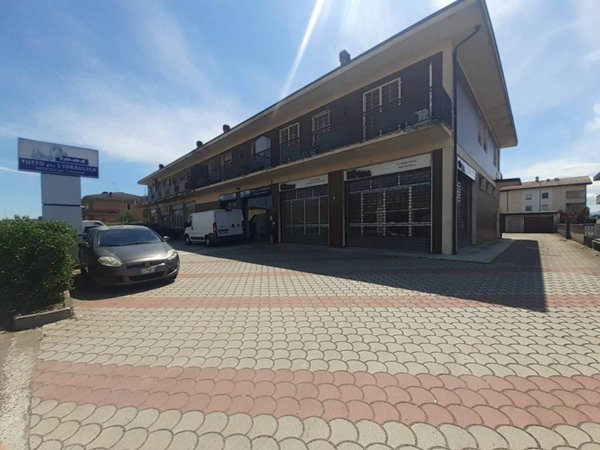 negozio in vendita a Rottofreno