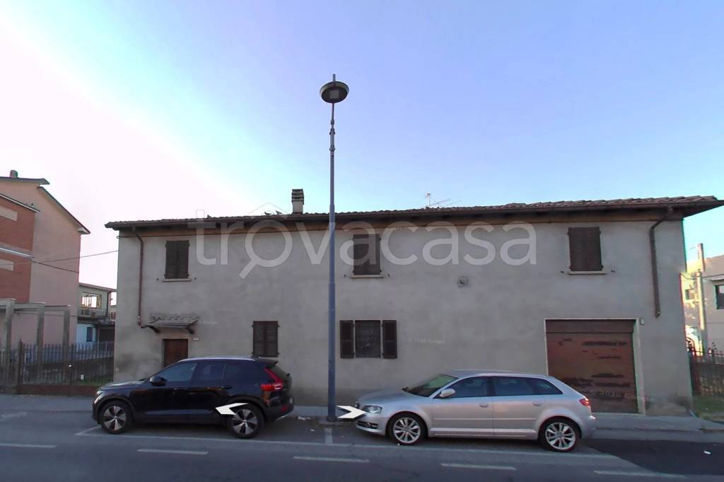casa indipendente in vendita a Rottofreno in zona San Nicolò a Trebbia