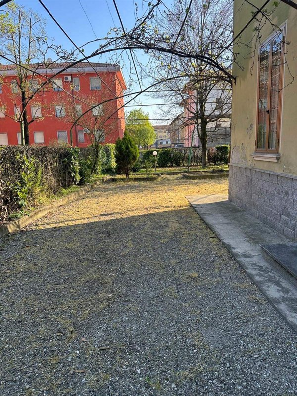 casa indipendente in vendita a Rottofreno in zona San Nicolò a Trebbia