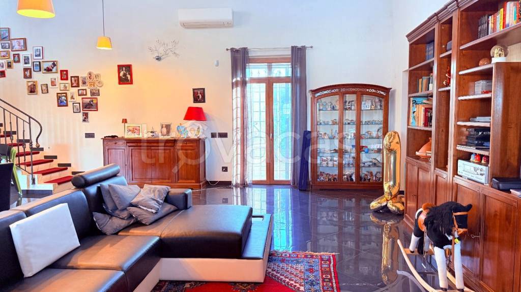 casa indipendente in vendita a Rottofreno