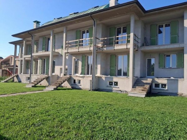 appartamento in vendita a Rottofreno in zona San Nicolò a Trebbia