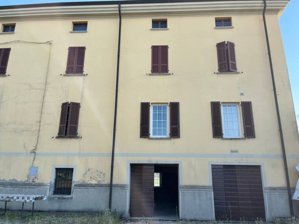 casa indipendente in vendita a San Giorgio Piacentino in zona Rizzolo