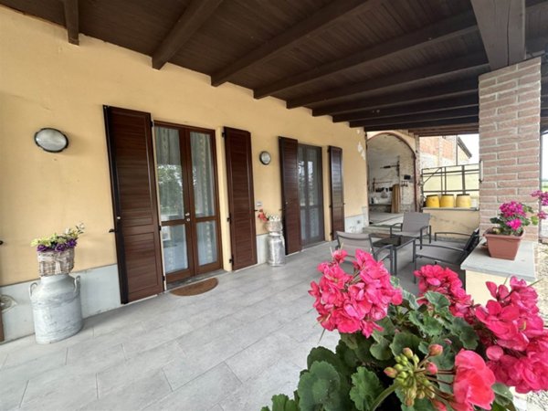 casa indipendente in vendita a San Giorgio Piacentino