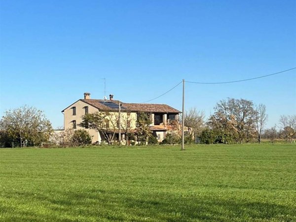 casa indipendente in vendita a San Giorgio Piacentino