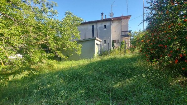 casa indipendente in vendita a San Giorgio Piacentino in zona Viustino