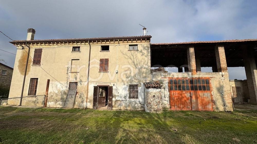 casa indipendente in vendita a San Giorgio Piacentino