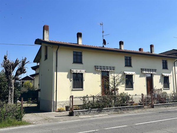 casa indipendente in vendita a San Giorgio Piacentino