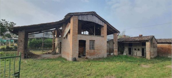 casa indipendente in vendita a San Giorgio Piacentino