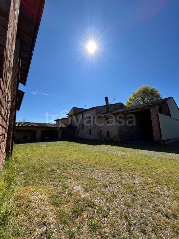 casa indipendente in vendita a San Giorgio Piacentino