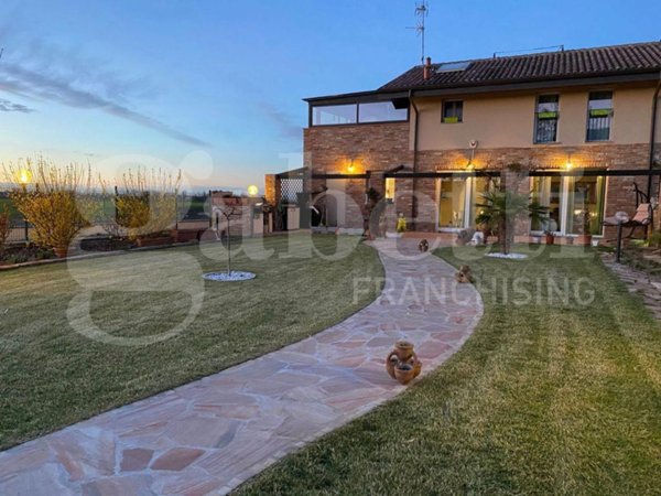 casa indipendente in vendita a San Giorgio Piacentino