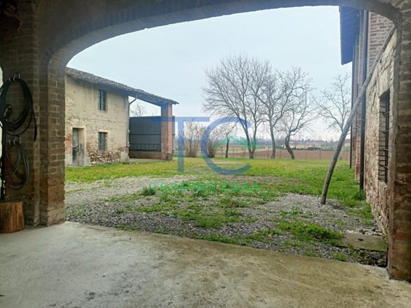 casa indipendente in vendita a San Giorgio Piacentino