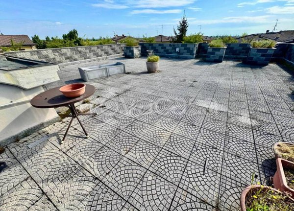 appartamento in vendita a San Giorgio Piacentino in zona Centovera