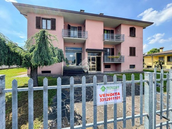negozio in vendita a San Giorgio Piacentino