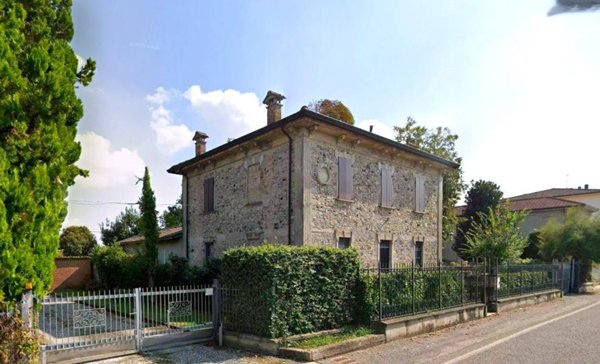 casa indipendente in vendita a San Giorgio Piacentino in zona Centovera