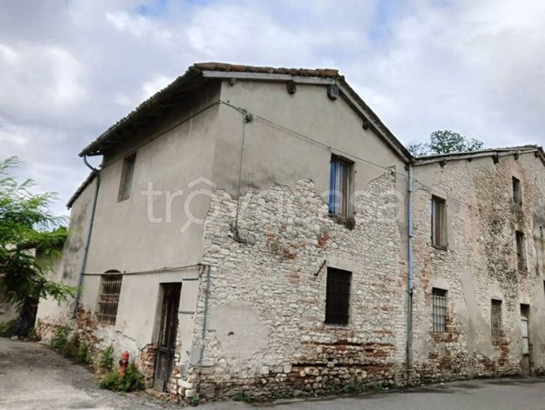 casa indipendente in vendita a San Giorgio Piacentino