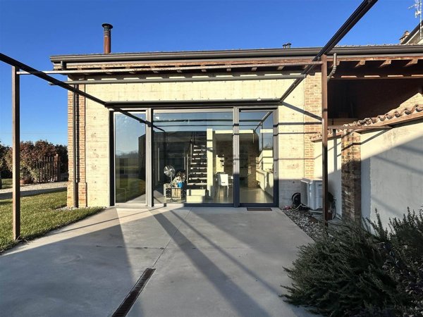 casa semindipendente in vendita a San Giorgio Piacentino