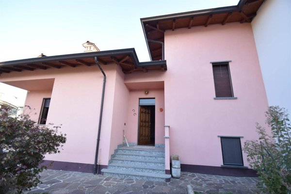 casa indipendente in vendita a San Giorgio Piacentino