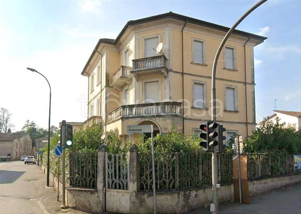 casa indipendente in vendita a San Giorgio Piacentino