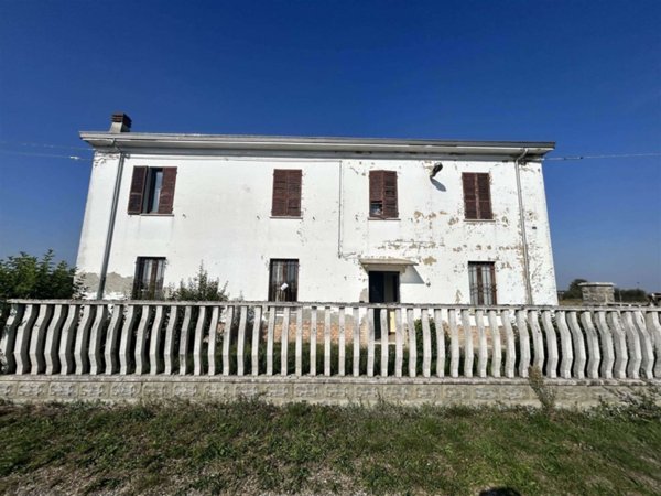 casa indipendente in vendita a San Giorgio Piacentino