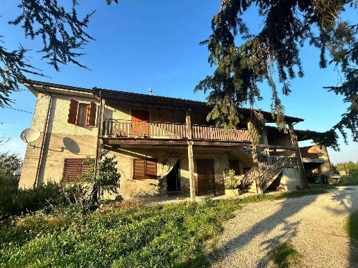 casa indipendente in vendita a San Giorgio Piacentino
