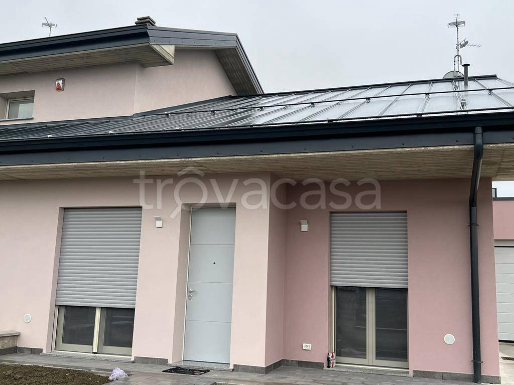 casa indipendente in vendita a San Giorgio Piacentino