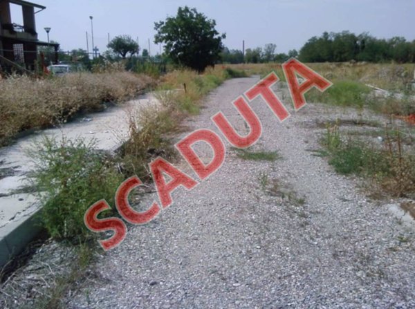 terreno edificabile in vendita a San Giorgio Piacentino