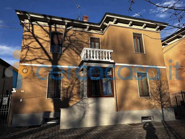 casa indipendente in vendita a San Giorgio Piacentino