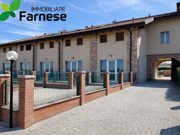 casa indipendente in vendita a San Giorgio Piacentino