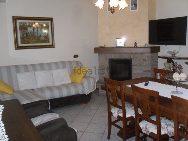 casa indipendente in vendita a San Giorgio Piacentino