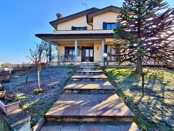 casa indipendente in vendita a San Giorgio Piacentino in zona Godi