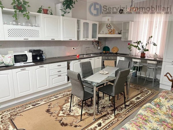 casa indipendente in vendita a San Giorgio Piacentino