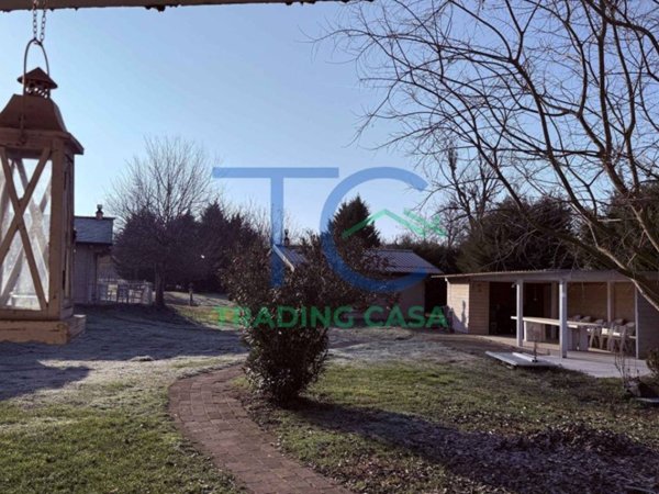 casa indipendente in vendita a San Giorgio Piacentino