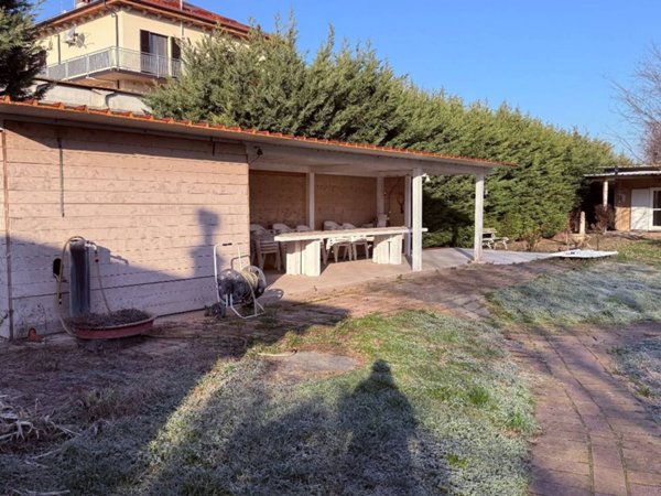 casa indipendente in vendita a San Giorgio Piacentino in zona Godi