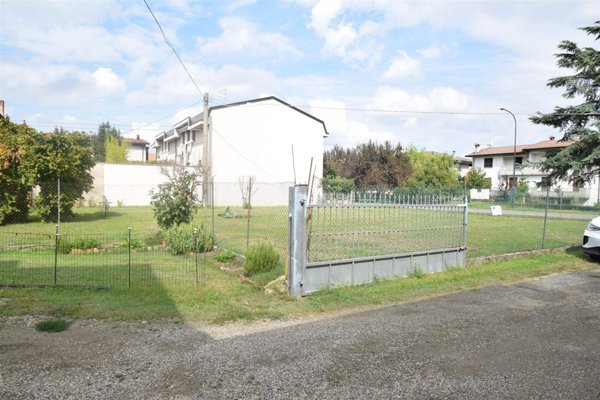 casa indipendente in vendita a San Giorgio Piacentino