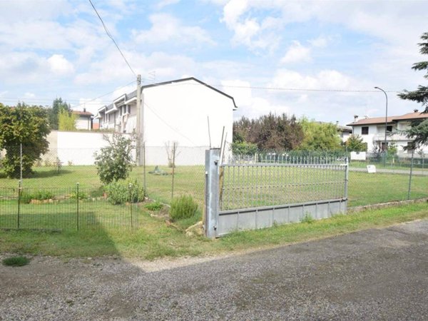 casa indipendente in vendita a San Giorgio Piacentino