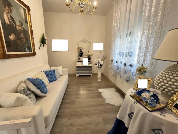 casa indipendente in vendita a San Giorgio Piacentino