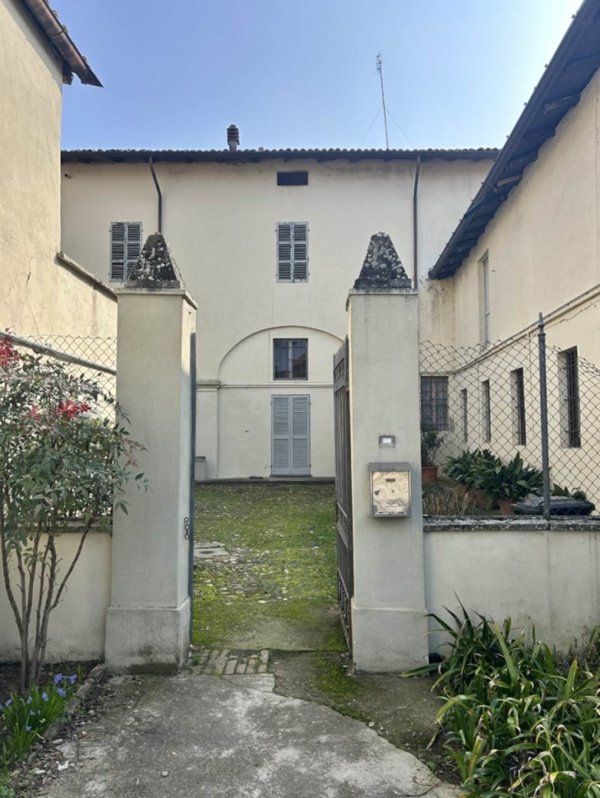casa indipendente in vendita a San Giorgio Piacentino in zona Centovera
