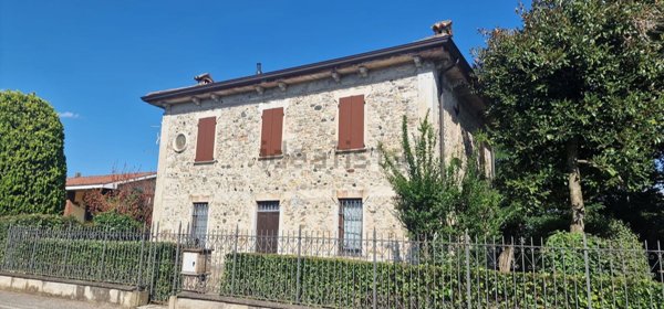 casa indipendente in vendita a San Giorgio Piacentino in zona Centovera