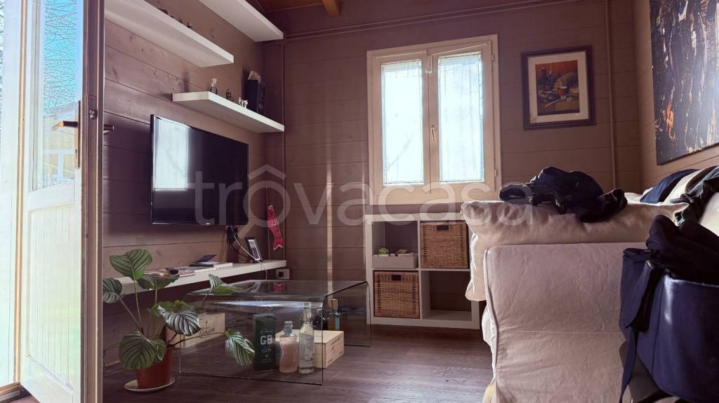 casa indipendente in vendita a San Giorgio Piacentino in zona Godi