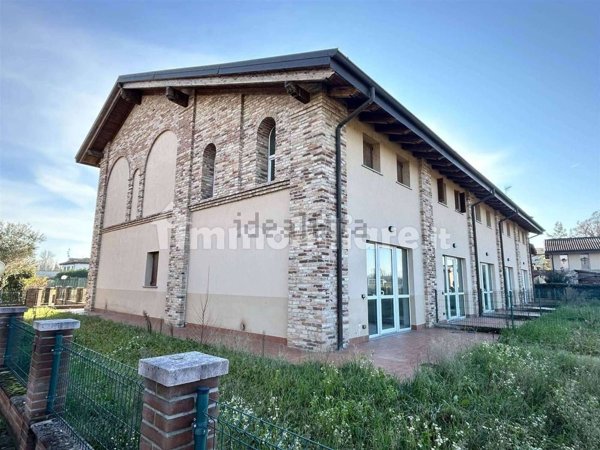 casa indipendente in vendita a San Giorgio Piacentino in zona Case Nuove