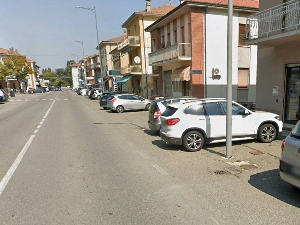 negozio in vendita a San Giorgio Piacentino