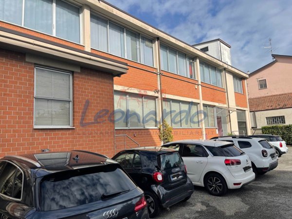 locale commerciale in vendita a San Giorgio Piacentino