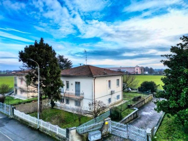 casa indipendente in vendita a San Pietro in Cerro